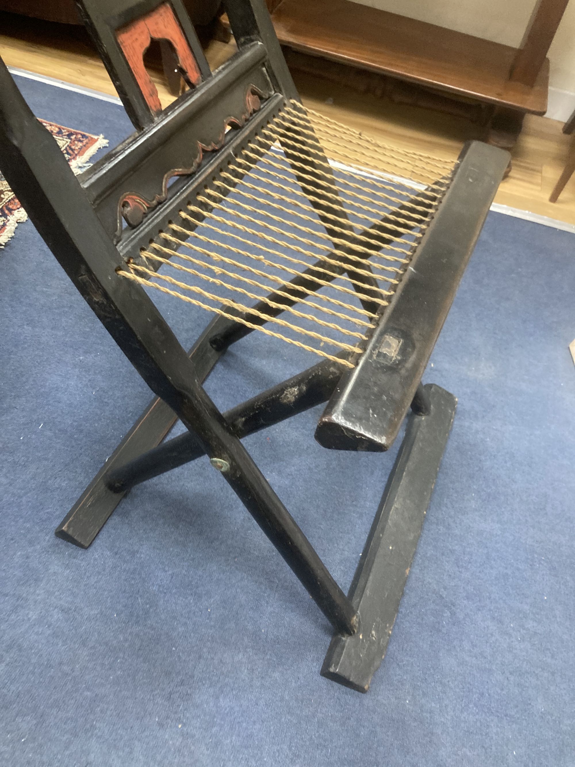 A 19th century Canton folding hunting chair